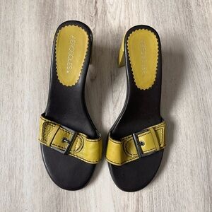 green kitten heels